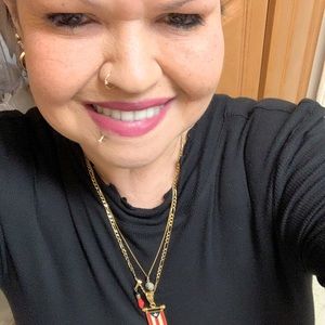 Meet your Posher, Diana